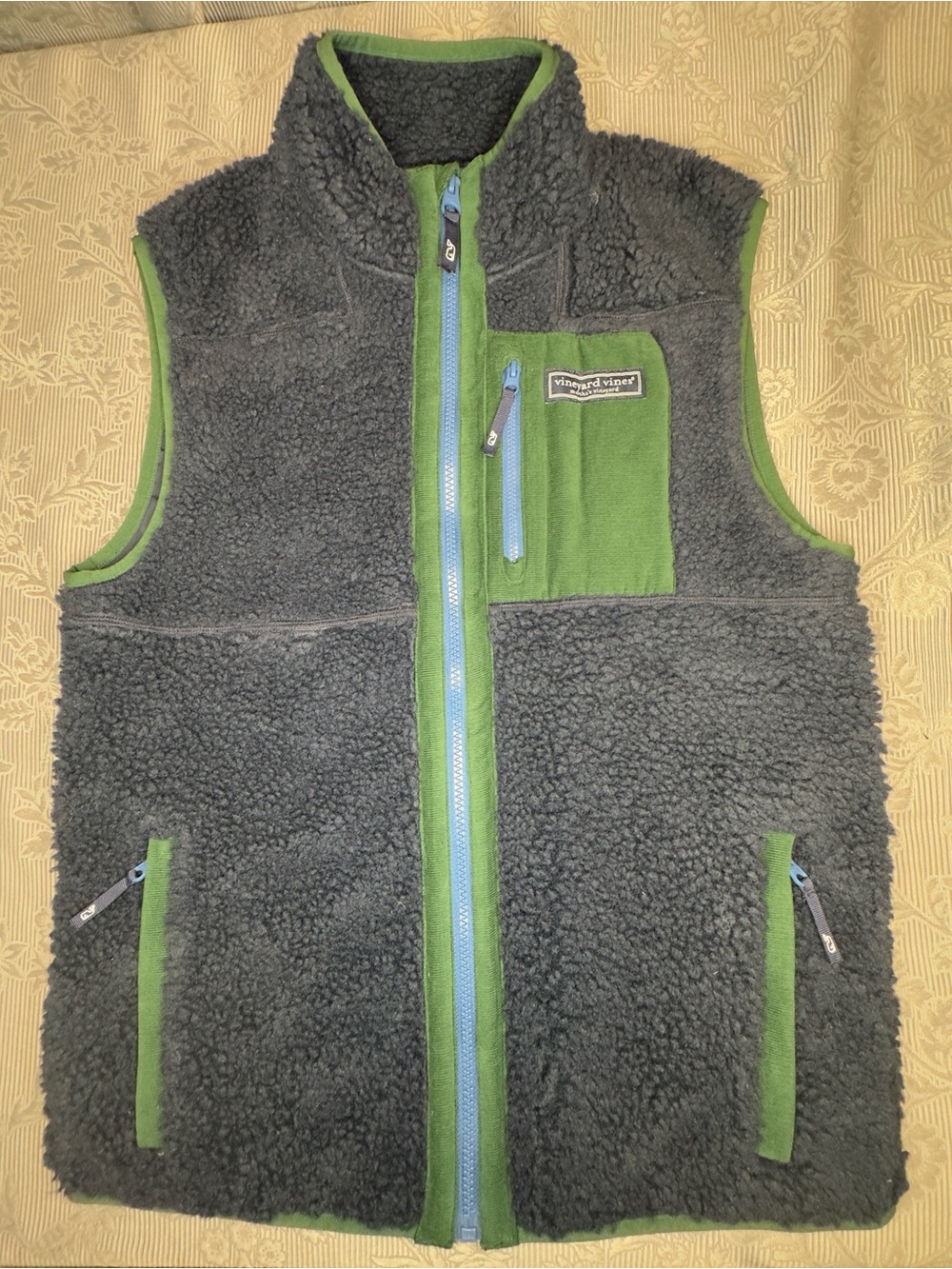 Boys Vineyard Vines Fleeced Vest XL 36” Chest